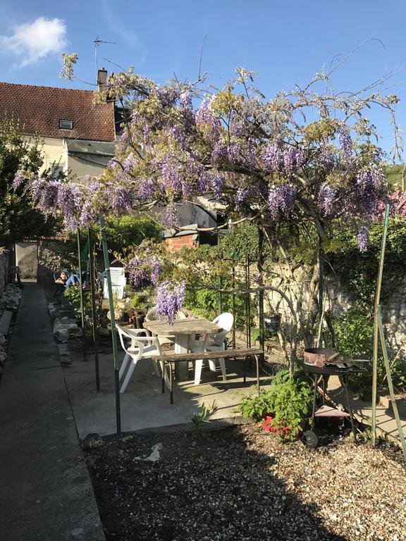 Gite Ancien Relais De Saint-Jacques La Roche-Guyon Dış mekan fotoğraf